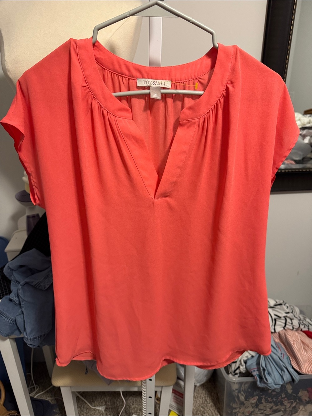 Roz & Ali Coral Split V-Neck Cap Sleeve Blouse